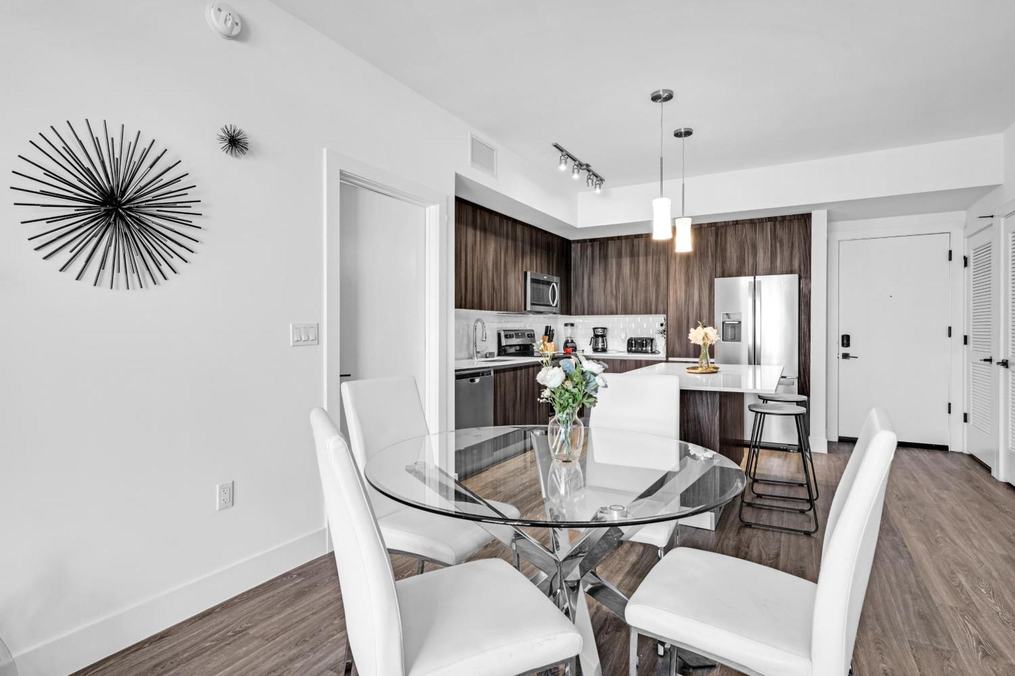 Amazing 2 Bedroom Unit In Doral Miami With Free Parking Hialeah Gardens Exteriér fotografie